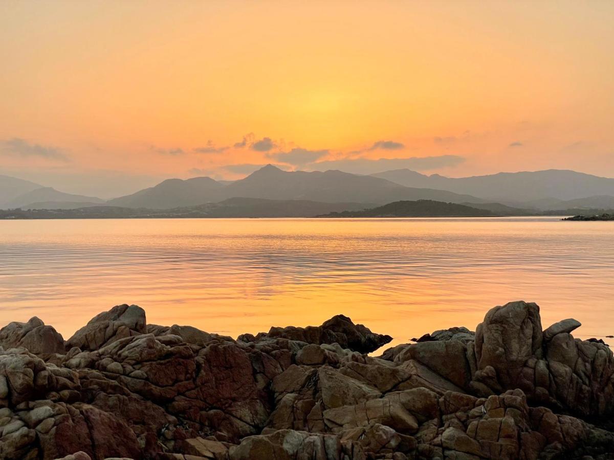 San Teodoro Punta Est Delizioso Monolocale Vista Mare Apartment Екстериор снимка